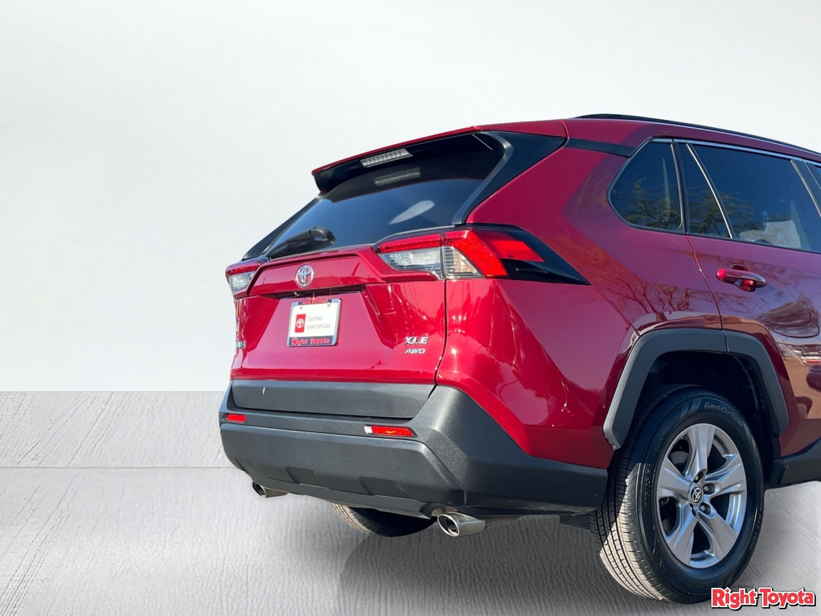 Certified 2025 Toyota RAV4 XLE AWD/4WD image 12
