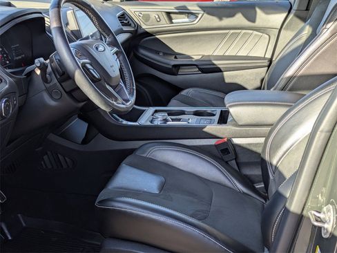 Used 2022 Ford Edge ST w/ Equipment Group 401A image 11