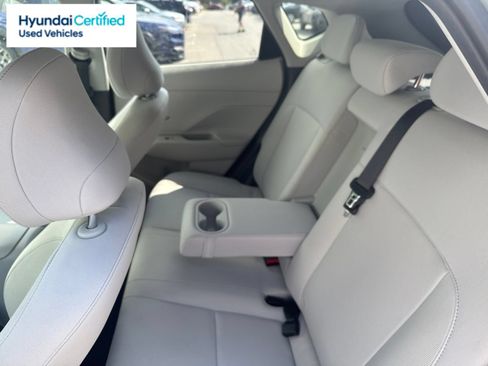 Used 2025 Hyundai Kona SEL FWD image 16