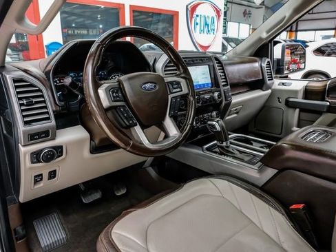 Used 2020 Ford F150 Limited w/ Trailer Tow Package image 5