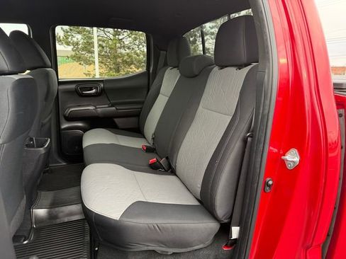 Certified 2023 Toyota Tacoma TRD Off-Road w/ Technology Package AWD/4WD image 15