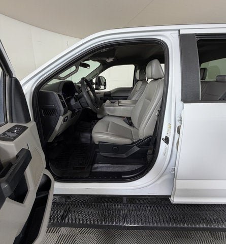 Used 2020 Ford F250 XL w/ Power Equipment Group AWD/4WD image 8