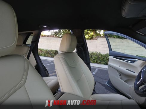 Used 2019 Cadillac XT5 FWD image 28