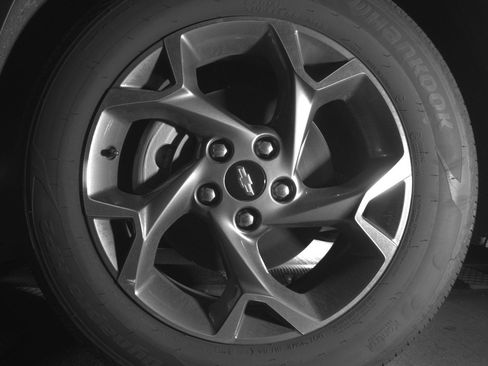 Used 2025 Chevrolet Trax LT w/ LT Convenience Package image 12