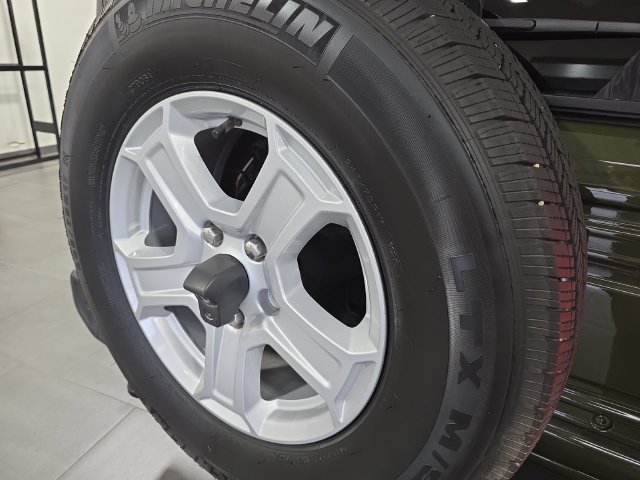 Used 2023 Jeep Wrangler Sport AWD/4WD image 16