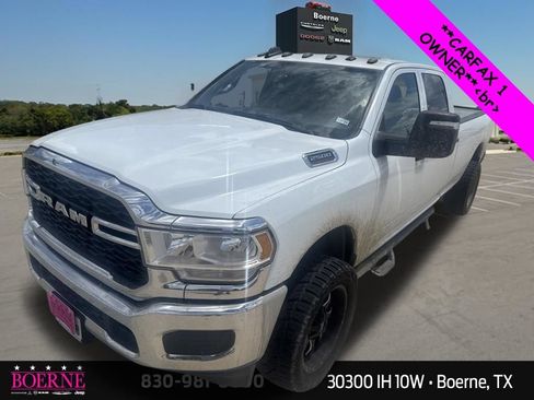 Used 2024 RAM 2500 Tradesman w/ Chrome Appearance Group AWD/4WD image 4