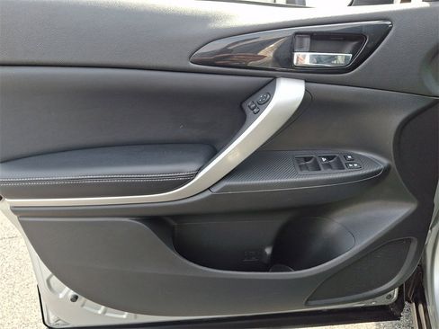 Used 2024 Mitsubishi Eclipse Cross SE image 14