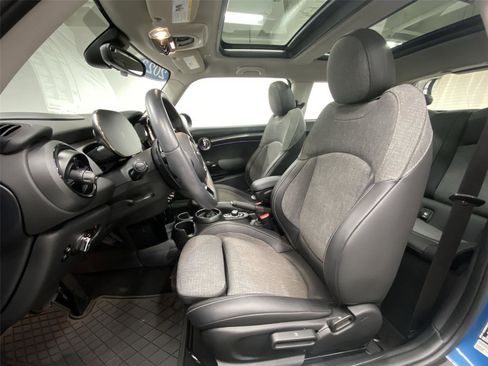 Certified 2023 MINI Cooper S FWD image 17