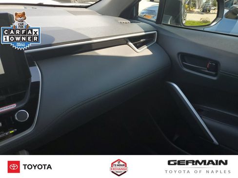 Certified 2025 Toyota Corolla Cross AWD Hybrid image 35