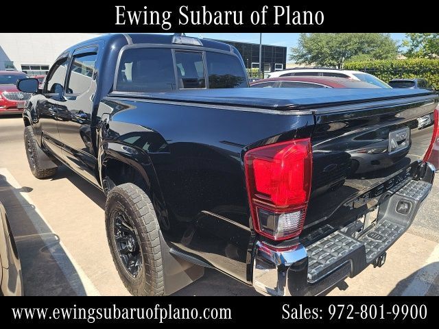 Used 2020 Toyota Tacoma SR5 RWD image 3