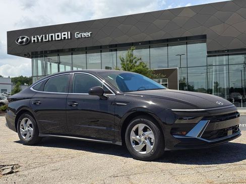New 2026 Hyundai Sonata SE FWD image 1