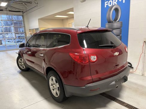 Used 2011 Chevrolet Traverse LT w/ Personal Connectivity Package image 5