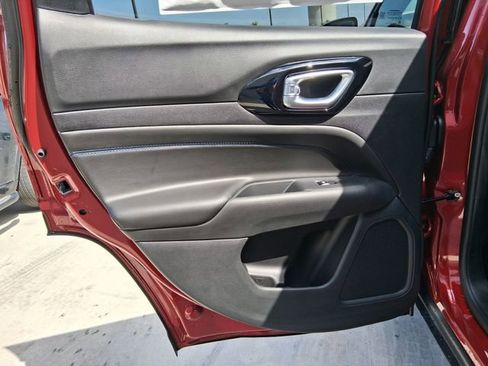 New 2026 Jeep Compass Latitude image 21