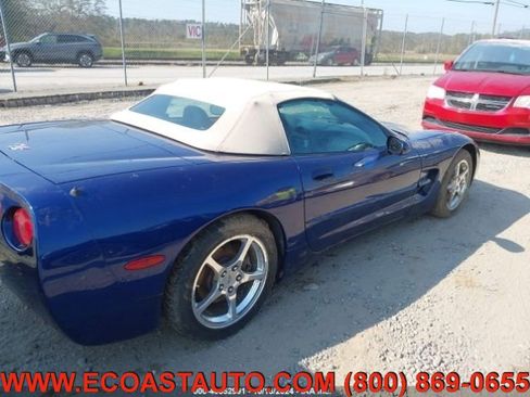 Used 2004 Chevrolet Corvette w/ Preferred Equipment Group image 4