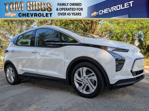 Used 2023 Chevrolet Bolt LT image 1