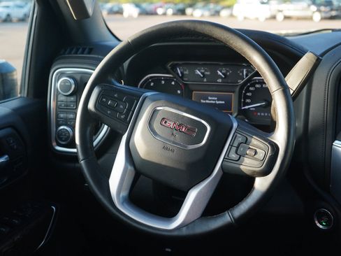 Used 2021 GMC Sierra 3500 SLT w/ SLT Convenience Package AWD/4WD image 18