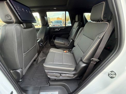 New 2026 GMC Yukon Elevation w/ Elevation Premium Package image 21