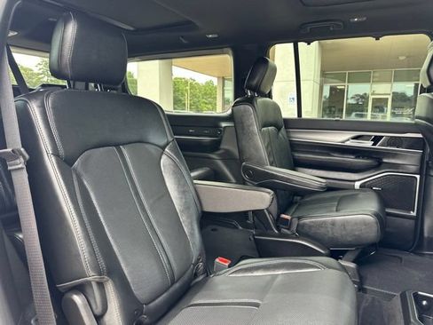 Used 2023 Jeep Wagoneer Series II RWD image 53