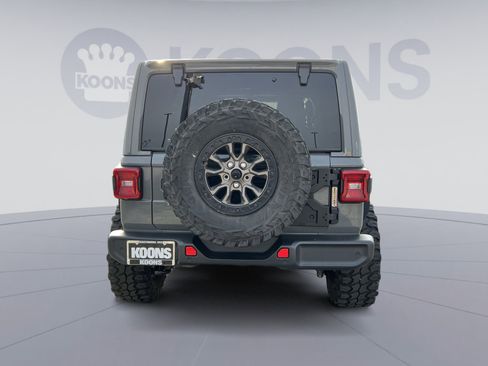 Used 2020 Jeep Wrangler Unlimited Sahara image 5