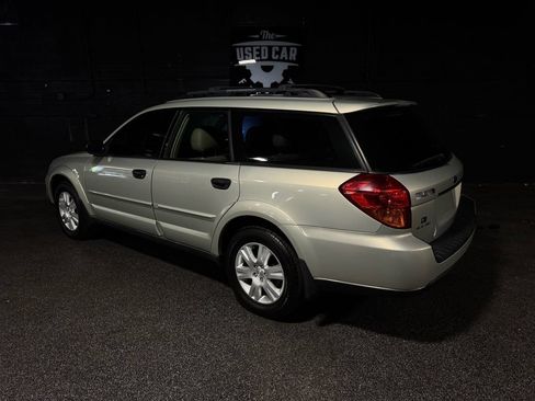 Used 2005 Subaru Outback 2.5i AWD/4WD image 3
