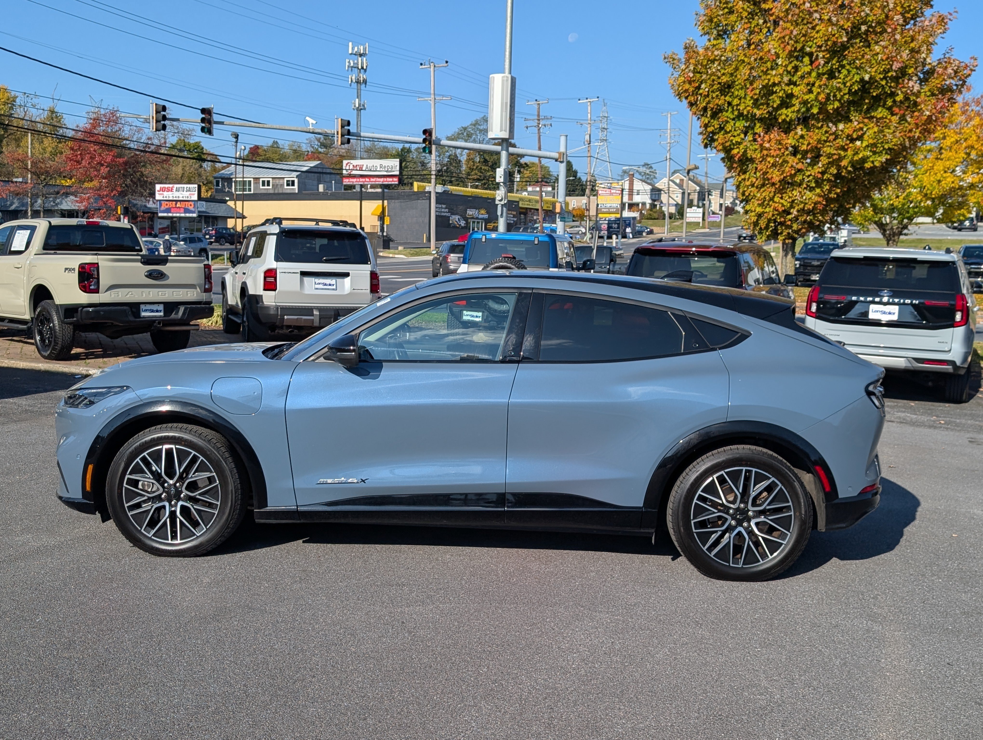 Used 2024 Ford Mustang Mach-E Premium AWD/4WD image 6
