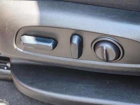 Used 2022 Chevrolet Equinox LT image 19