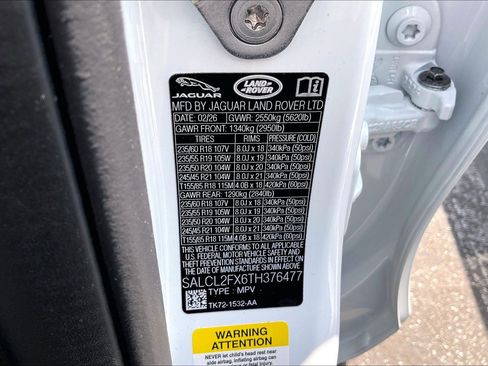 New 2026 Land Rover Discovery Sport Landmark AWD/4WD image 23