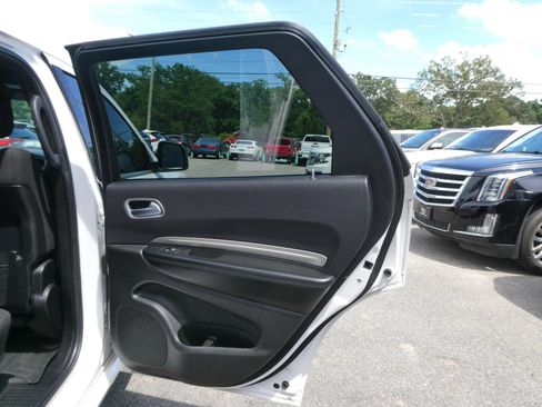 Used 2020 Dodge Durango SXT RWD image 24