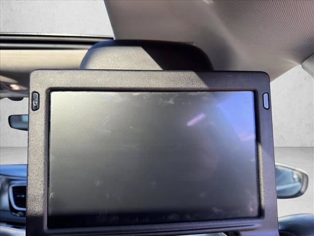 Used 2018 Chrysler Pacifica Limited w/ Advanced Safetytec Group FWD image 28