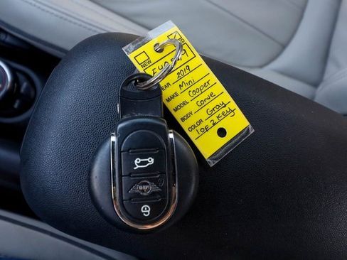 Used 2019 MINI Cooper S image 12