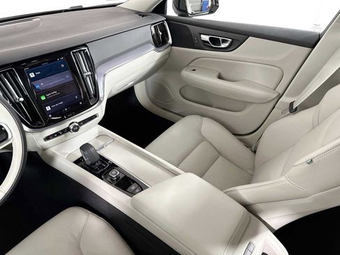 Used 2025 Volvo S60 B5 Core w/ Climate Package image 22