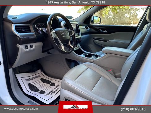 Used 2021 GMC Acadia SLT image 11