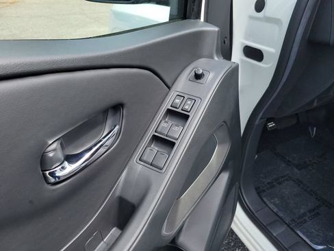 New 2026 Nissan Frontier SV w/ Tow Package RWD image 6