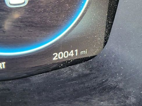 Used 2023 Hyundai Santa Fe SEL w/ Premium Package image 22