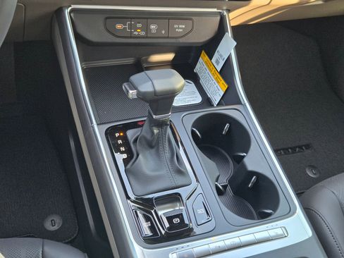 New 2026 Kia Carnival EX image 31