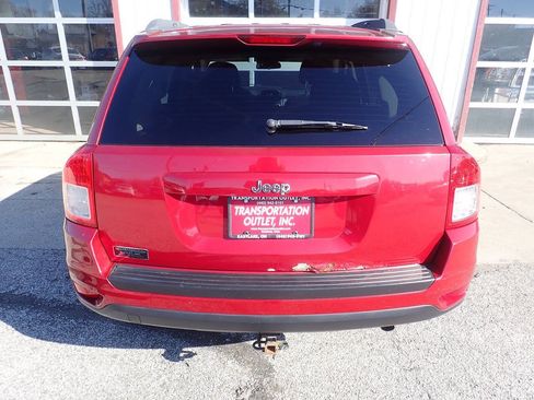 Used 2013 Jeep Compass Sport FWD image 15