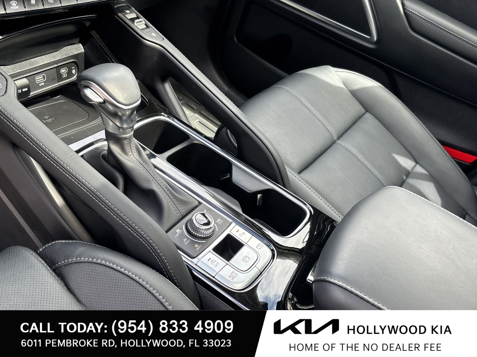 Used 2025 Kia Telluride SX w/ SX Captain's Chair Package AWD/4WD image 22