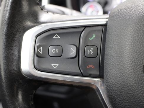 Used 2022 RAM 1500 Laramie AWD/4WD image 12