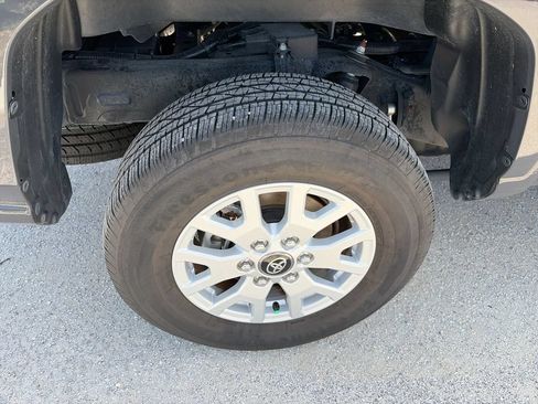 Used 2025 Toyota Tacoma SR5 RWD image 36