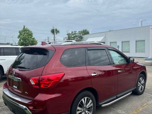 Used 2020 Nissan Pathfinder SL FWD image 5
