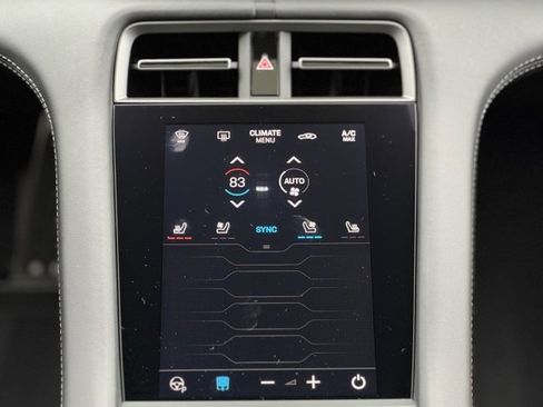 New 2025 Porsche Taycan 4S image 36