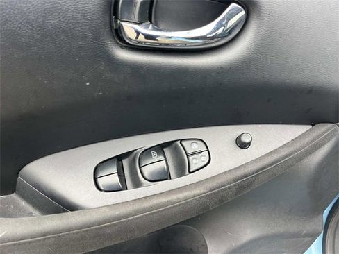 Used 2015 Nissan Leaf S w/ Charge Package image 21