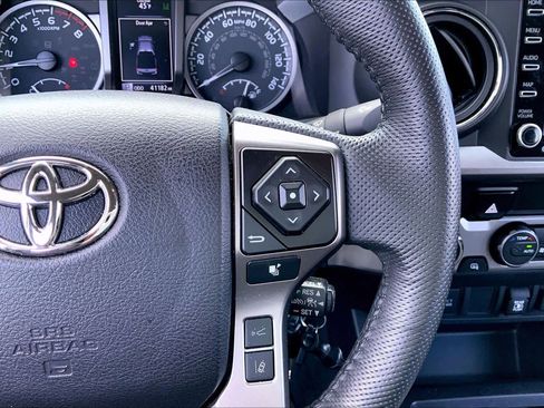 Used 2022 Toyota Tacoma SR5 image 24