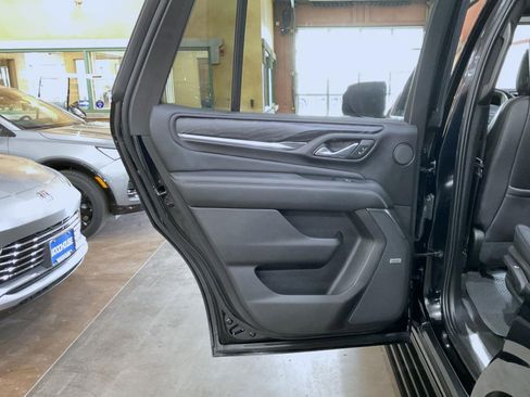 Used 2021 GMC Yukon Denali w/ Denali Ultimate Package image 22