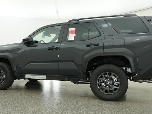 New 2026 Toyota 4Runner SR5 RWD image 20