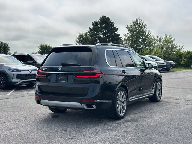 Certified 2025 BMW X7 xDrive40i AWD/4WD image 7