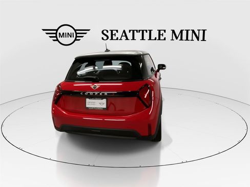 Certified 2025 MINI Cooper S image 10