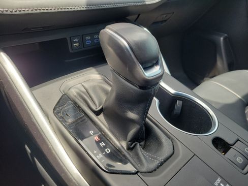 Used 2022 Toyota Highlander XSE FWD image 28