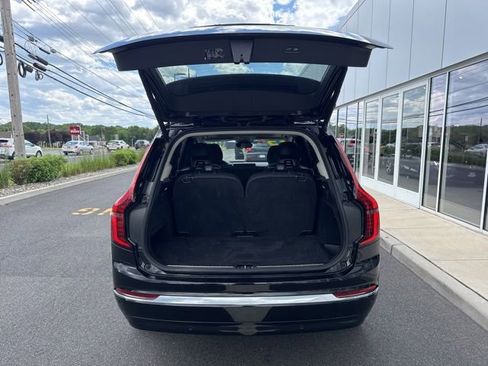 Certified 2025 Volvo XC90 B6 Plus AWD/4WD image 11