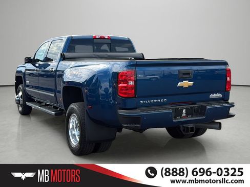 Used 2018 Chevrolet Silverado 3500 High Country AWD/4WD image 3